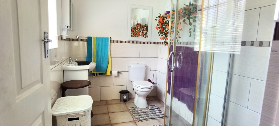 4 Bedroom Property for Sale in Hartenbos Heuwels Western Cape